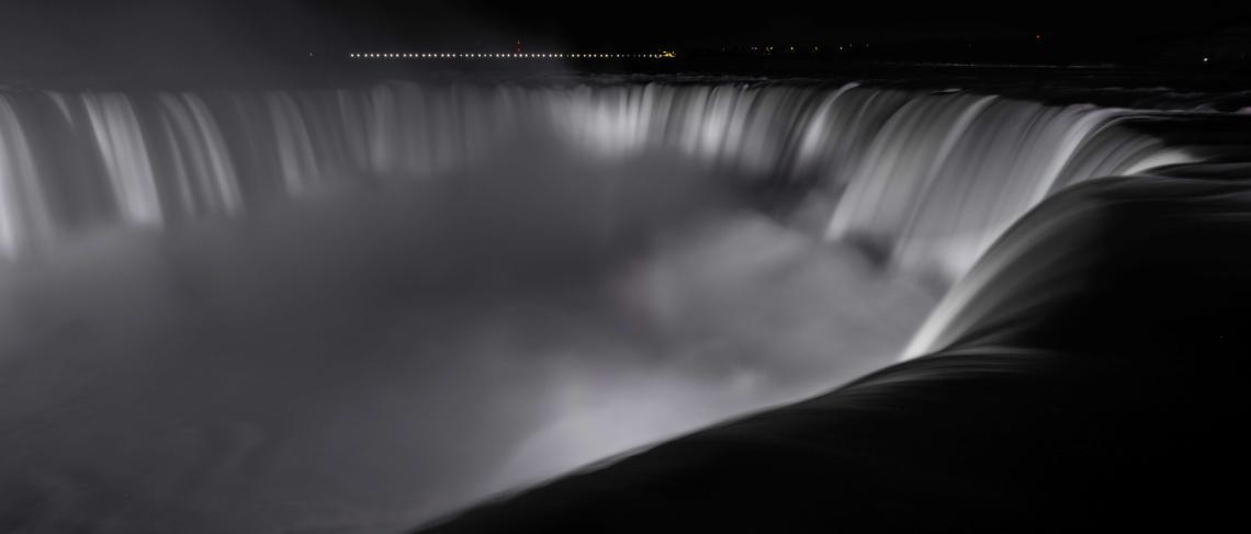 Niagara Falls to be Illuminated White  to Honour the Life of Pope Francis 