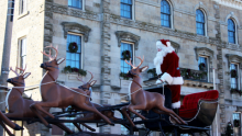 Niagara-on-the-Lake Prepares for Annual Christmas Parade